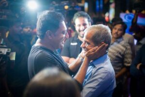 Prakash Raj Instagram - With the real man ISRO officer Mr Unnikrishnan father of our hero Major #SandeepUnnikrishnan whose role I played in #MajorTheFilm .. unforgettable moment of my life . Thank you @ShashiTikka @AdiviSesh @urstrulyMahesh for this and you .. Audience for loving this journey.. 🙏🏻🙏🏻🙏🏻❤️