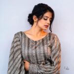 Priyamani Instagram - Happiness is what you think ,what you say and what you do are in harmony ❤️❤️ Outfit : @shakuntlam x @sonyashaikh Styling : @mehekshetty ❤️ 📸: @v_capturesphotography MUH : @pradeep_makeup @shobhahawale Personal assistant : @ravi_here_ #etv #dhee14dancingicon #lovelife