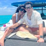 Priyanka Chopra Instagram - 💋❤️🙏🏽 @nickjonas #islandgirl #photodump Turks and Caicos Islands