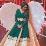 Priyanka Deshpande Instagram - Spread your wings 🧚‍♀️🤍