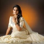 Priyanka Nair Instagram - Smile,sparkle,repeat ✨ Photography - Vivek R Nair Costume - Aanu Nobby MUA - Mukesh Murali Makeover #priyankanair #grihalekshmi @vrn_vivekrnair.photography @aanunobby @mukeshmuralimakeover