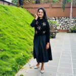 Priyanka Nair Instagram - In black 🖤 #black#priyankanair#instaday#instapic#instagram