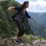 Priyanka Nair Instagram - Going to the mountain is like going home 🏔 📸 @rajeesh_rpothavoor #trekking#trekkingindia#priyankanair#idukki#godsowncountry#travelgram#trekker#naturelovers#traveldiaries#mountains#selflove#vennilavevennilave#kajol#prabhudeva#favorite#song Idukki