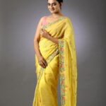 Priyanka Nair Instagram - Time to sparkle ✨ Photography - Vivek R Nair Costume - Aanu Nobby MUA - Mukesh Murali Makeover @vrn_vivekrnair.photography @aanunobby @mukeshmuralimakeover #priyankanair #grihalekshmi#photoshoot#sareelove#yellow#pink#actress#malayalam#tamil