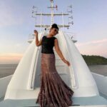 Punnagai Poo Gheetha Instagram - Long time no sea
