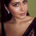 Raashi Khanna Instagram – Grateful for all your love 🖤