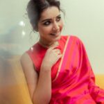 Raashi Khanna Instagram - आँखों की गुस्ताखियाँ माफ हो 🌸
