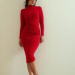 Raashi Khanna Instagram - RED is an emotion ♥️