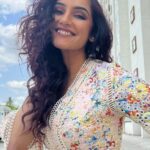 Ragini Dwivedi Instagram – New look new me ❣️
Started the shoot of my next tamil 💕
EMAIL: suspense thriller 

#raginidwivedi #newmom #newlook #tamilactress #tamilcinema #tamil #actor #trendingnow #trendylook #viralpost #viralsong #instagood #instamood #instsmood #smile #poser #photooftheday #potd #positivevibes #lovenlight Bangalore, India
