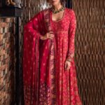 Ragini Dwivedi Instagram – CLASSY with a savage side 😉😏
Nothing looks better then a sexy Indian garment …. What do u like better ???
Couldn’t help but share these amazing pictures of the birthday look 🥰

Makeup and hair @pkr_makeupnmore 
Wearing @labelritukumar 
Styling @rudraksh_dwivedi 
Shot by @kiran.venkataramanappa 
Jewellery @rohini64 

#raginidwivedi #birthdaygirl #throwback #potd #photooftheday #indiangirls #ethnicwear #ethnicday #ethnicfashion #trending #trendingnow #postoftheday #post #viralpost #instagood #instagram #instafashion #instamood #instafollow #actorslife #influencer #poser #love #light #bengaluru Bangalore, India