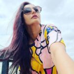 Ragini Dwivedi Instagram – JUST smile or pose 😜🤤

#raginidwivedi #mondaymotivation #mondaymood #photoshoot #posesforpictures #poses #potd #love #portraitphotography #smile #chennaifood #selflove #instagood #instagram #instapic #instafashion #trending #trendingnow #viralpost Chennai, India