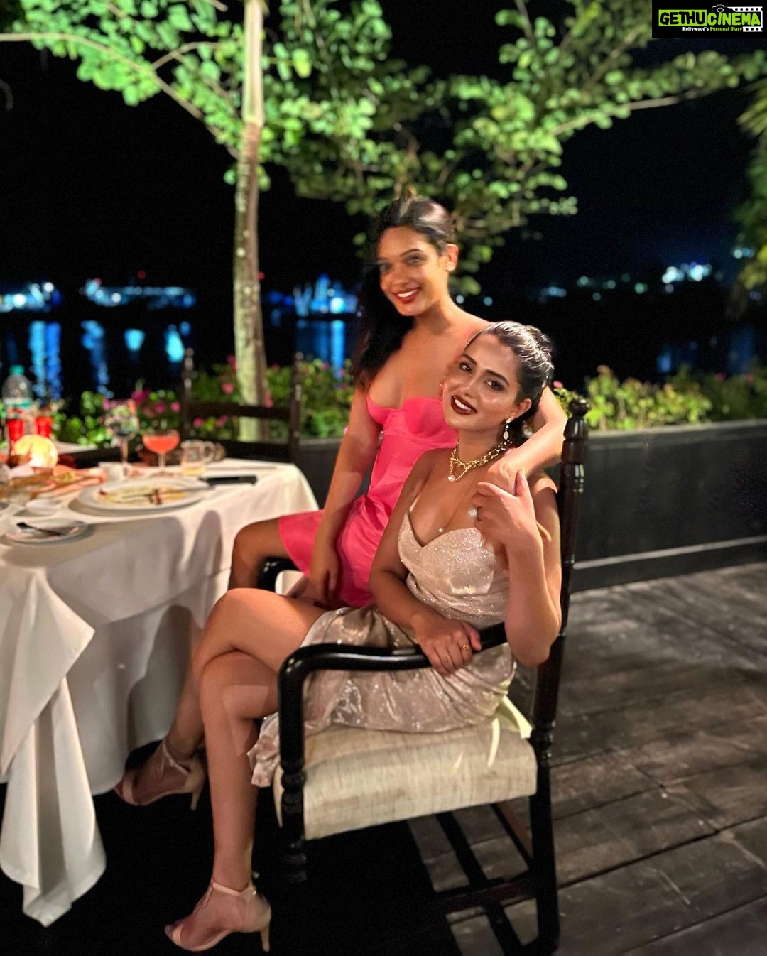 Raiza Wilson Instagram - Finally a date-night experience 🥰🥰🥰 and suchhhh a beautiful one at that ❤️❤️❤️ @theleelagoa #theleelagoa Riverside Italian Restaurant