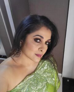 Ramya Krishnan Instagram - Green vibes only...feeling grand in green 🥰🥰