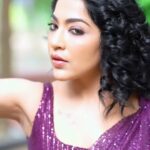 Ramya Subramanian Instagram - Love At First Sight ♥️ Outfit : @aphrodites_drape Makeup : @sanaras_makeover Hairstyle : @thara_artistry Shot by : @danielroy_photography