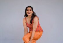 Rashmi Gautam Instagram - Outfit @varahi_couture