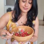 Reenu Mathews Instagram - Best Salad to beat the summer heat. My fav Watermelon Salad. Do try it out ❤️ . . #reelitfeelit #reelswithreenu #trendingreels #saladreels #summersalads