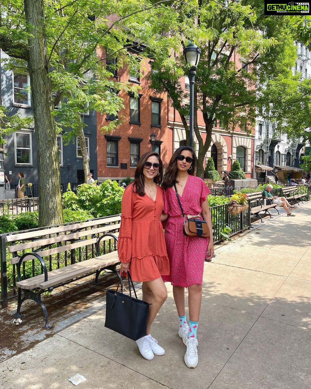 Ritu Varma Instagram - Girls’ day out! 🤎 New York City