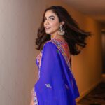 Ritu Varma Instagram - पलट 💙 Outfit @asalabusandeep Earrings @sangeetaboochra Stylist @neeraja.kona Asst Stylist @manogna_gollapudi Photography @_harshilthaker_