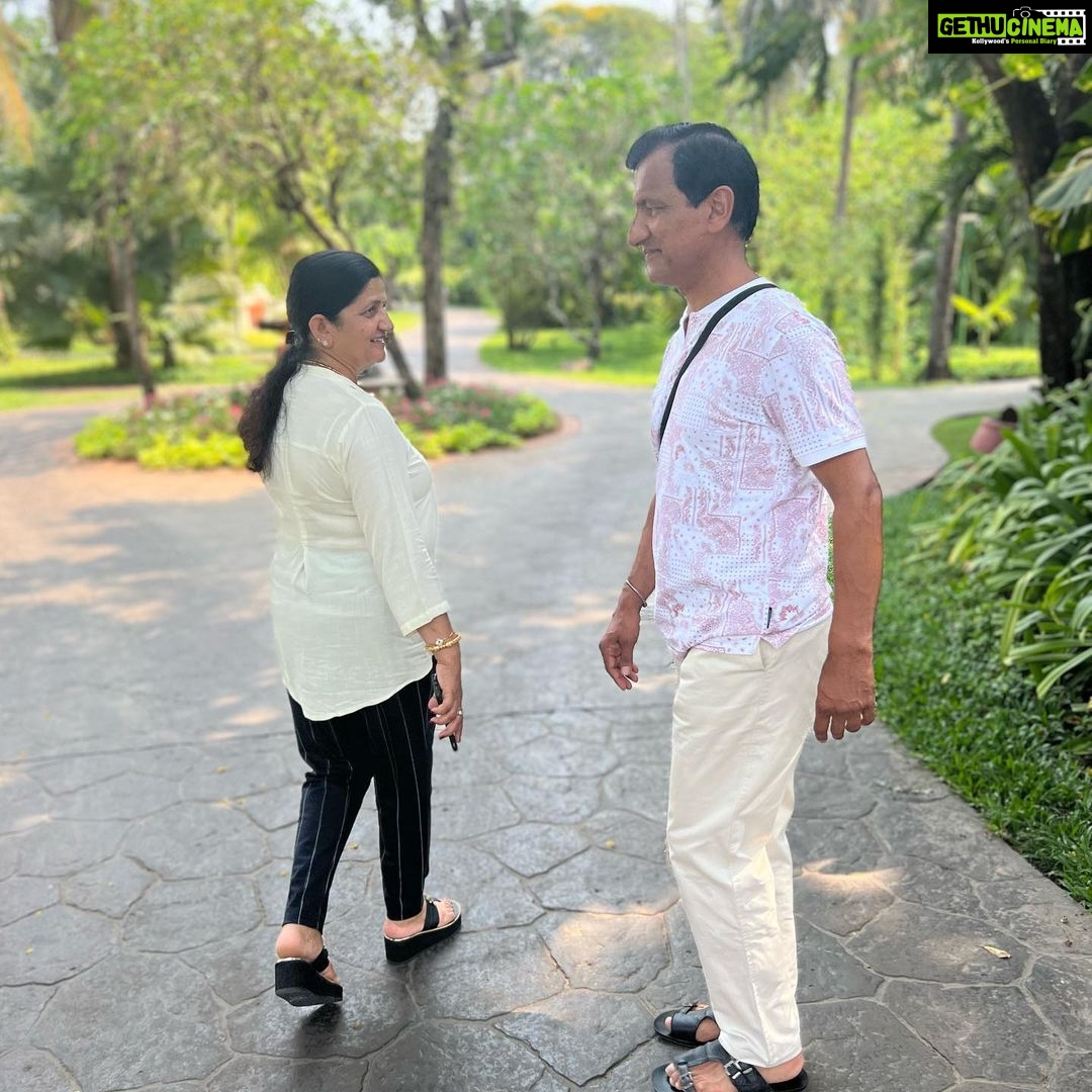 Rubina Dilaik Instagram - Happy Father’s Day dear Dad ❤️…. Thank you for everything….. especially for raising us as sons …. @jyotikadilaik @rohinidilaik