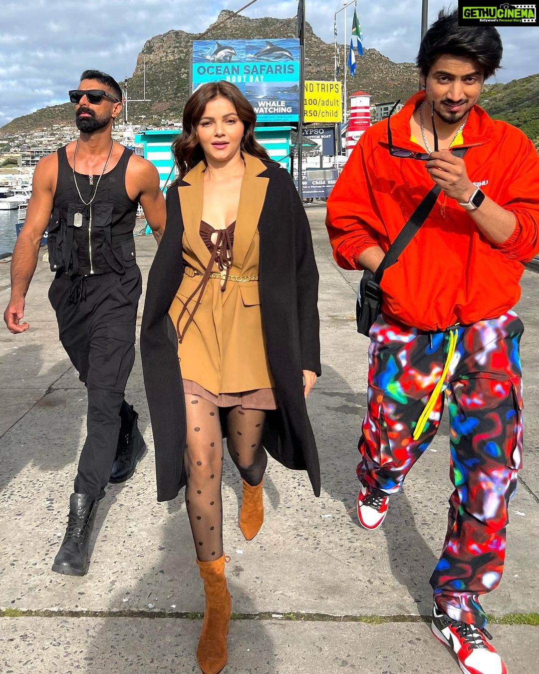 Rubina Dilaik Instagram - Braving up the game …….. . . . #kkk12 #rubinadilaik @colorstv @mr_faisu_07 @thetusharkalia @iamchetnapande @erikapackard @officialkanikamann . . . . Blazer @pankhclothing Stylist @stylebysaachivj