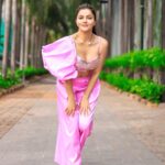 Rubina Dilaik Instagram - I am a genie 🧞‍♀️ in a bottle, you gotta rub me the right way . . . . . Styled by: @ashnaamakhijani @styledbyashna Outfit: @ankurjofficial Neckpiece : @blingvine