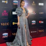 Ruhi Singh Instagram - Some really fun moments from the @missindiaorg awards night! Thank you @niveditasaboocouture for the beautiful gown Hmua @makeupbynidhikaushal