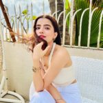 Rukshar Dhillon Instagram - Toh Kya Samjhe?😉♥️