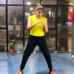 Sai Dhanshika Instagram - Glimpse of what @karthykeyan_dreamteam could possibly do to kill with the workouts & I’m almost gone end of the circuit #compoundcircuits is a killer 😮‍💨