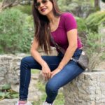 Sakshi Agarwal Instagram – Going up the rocks to meditate was so relaxing amidst mount abu💖
Obviously had to click some pictures on the way😝
Clicked by mom🥰
.
#meditation #relaxing #holidayinspo #mountabu #rajasthantrip #trekking #trekkingindia #chillin #vibingwithnature Mount Abu
