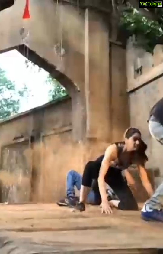 Sakshi Chaudhary Instagram - Instagram isnt letting me post the video in reels, may be thinking its a violent video!! 🙄🙄🙄🙄 Anyway Clipping of a fight sequence!! When we are shooting and I get to know that we are going to film a fight sequence.... I know it's going to be a super exciting day ahead!! 😌😌😌😎😎
