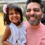 Sameera Reddy Instagram – Who is copying whom😹❤️ #papa & his #babygirl 😃
