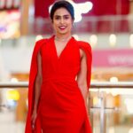 Samyuktha Hegde Instagram - Red may be blood, but it’s also love. Red may be anger, but it’s also power! Red is beautiful. It’s poetry. . . . Thurthu Nirgamana Premiere night ❤️ PS: Swipe to see my Amma’s cute photo ❤️ #Thurthunirgamana #kannadamovie #redlife