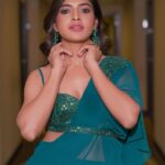 Sanchita Shetty Instagram - 💚 Photography : @officialmuhammedadil Costume designed by : @naziasyedofficial @naziasyedofficial Makeup Hair : @anamica_hmua Event : @iifa Special thanks : @easemytrip #iffa2022 #abudhabi #dubai #sanchita #sanchitashetty #spreadlovepositivity ❤️