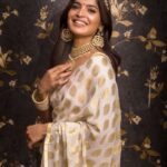 Sanchita Shetty Instagram – Saree love ❤️ 

Photography : @rahuldev1177 

Costume & style 
Makeup & Hairstyle by @makeup_by_jayanthi 🥰

#sareelove #sanchita #sanchitashetty #spreadlovepositivity ❤️