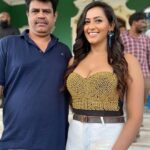 Sanjana Singh Instagram - thank you so much suraj Sir for being kind and supportive it is really amazing experience, Producer :@lyca_production Director : suraj sir movie name : Naai sekar returns