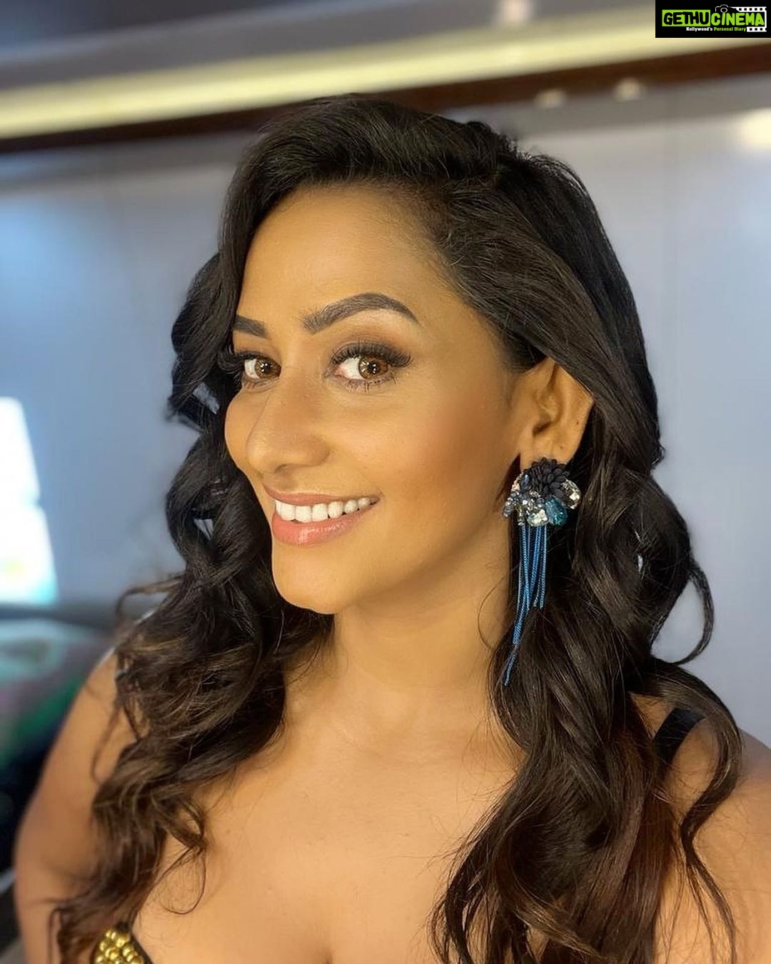 Sanjana Singh Instagram - “Love yourself. Forgive yourself. Be true to yourself. How you treat yourself sets the standard for how others will treat you.”.