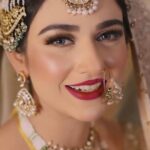 Sarah Khan Instagram - @makeupstudiobymehwish 💕