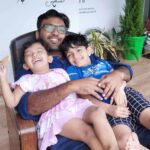 Saranya Mohan Instagram - എന്റെ അച്ഛനും എന്റെ കുട്ടികളുടെ അച്ഛനും ❤️ Happy Father's day❤️