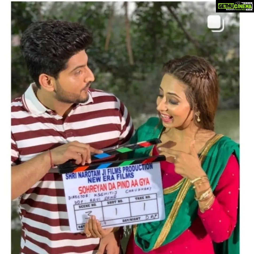 Sargun Mehta Instagram - Milde aan 8th july 2022 nu 😃😃 #SohreyanDaPindaagaya 💃💃💃