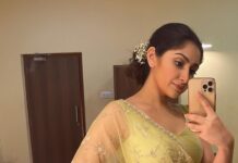 Sayyeshaa Saigal Instagram - Desi girl vibes at shoot today! ❤️💃 #sareelove#desigirl#workworkwork#traveldiaries#shoot#dressup#pastel