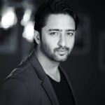 Shaheer Sheikh Instagram - If you’re alone in a room, or working on something or just crossing the road.. do you have a frown or a strain on your face? If you’re going through a rough day, do you have a constant worried look? I call it the ‘default face’. Make a conscious effort to not frown and if possible have a hint of a smile in your default face. It will help you deal with a difficult situation and your problems will gradually seem smaller. Maybe it seems silly or impractical, but it has always worked for me! And that’s because it all comes down to your approach. Your approach to a situation or a person makes all the difference…and while things get resolved more amicably, in this process you end up spreading some positivity too. 📸 @prashantsamtani Arranged by @nishi7mishra #defaultFace #Smile #MadMe #ShaheerSheikh