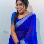 Shamna Kasim Instagram - My comfort outfit and my favorite look is always saree ❤️ Styling: @vasudevan.arun Saree : @rrs_online_wear Pics: @v_capturesphotography Hairstylist: @hairstylist_srinivas Personal staff: @pranay_kohli @sarika_briadal_meckupartis #lovemyjob ❤️