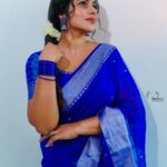Shamna Kasim Instagram - My comfort outfit and my favorite look is always saree ❤️ Styling: @vasudevan.arun Saree : @rrs_online_wear Pics: @v_capturesphotography Hairstylist: @hairstylist_srinivas Personal staff: @pranay_kohli @sarika_briadal_meckupartis #lovemyjob ❤️