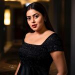 Shamna Kasim Instagram - Be fearless Be kind Be you….. Styled by @impriyankasahajananda Outfit @affairs_label Jewlry @kushalsfashionjewellery Pics @v_capturesphotography Hairstylist @siringiveneela Personal staff @chintu_6172 #styledbypriyankasahajananda