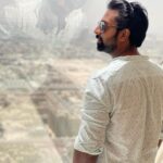 Shanthanu Bhagyaraj Instagram – 𝒞𝒶𝓁𝓂 … 𝒾𝓈 𝒶 𝒮𝓊𝓅𝑒𝓇 𝒫𝑜𝓌𝑒𝓇 💫
𝒰𝓈𝑒 𝒾𝓉 

📸 : @kikivijay11 

#instagood #instagram #insta #instalike #dubai #dubailife #dubai🇦🇪 #throwback #throwbackmemories #portrait #portraitphotography Burj Al Arab