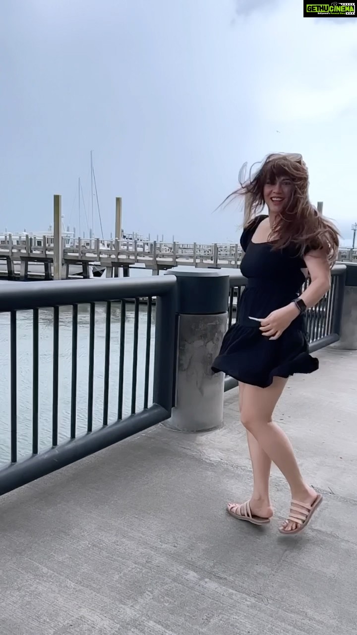 Sherin Instagram - Never wear a skirt to a pier! Never! 😐 #sherin #love #travelling #storm #travelreels #feelitreelit #trending #reels