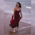 Sherlin Seth Instagram - Everything in the universe has Rhythm, everything's connected, everything dances. Connect, heal, glow ✨🧡 . 📸 @sanjay.2309 . . . #explore #explorepage #foryoupage #foryou #forme #sherlinseth #tamilcinema #tamilactress #bollywood #hindi #teluguactress #red #beachvibes #beachview #ocean