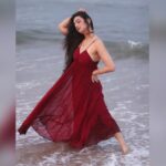 Sherlin Seth Instagram - Everything in the universe has Rhythm, everything's connected, everything dances. Connect, heal, glow ✨🧡 . 📸 @sanjay.2309 . . . #explore #explorepage #foryoupage #foryou #forme #sherlinseth #tamilcinema #tamilactress #bollywood #hindi #teluguactress #red #beachvibes #beachview #ocean