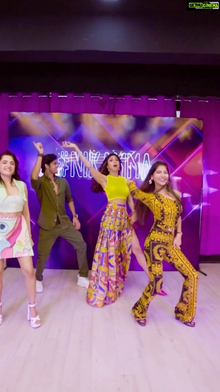 Shilpa Shetty Instagram - This one's for all the Nikamma's out there It was so much fun shooting with the team of #Nikamma @theshilpashetty @shirleysetia @Abhimanyud #NikammaTittleTrack Sunna nah? #Nikkamma #NikammaTitleTrack #NikammaKiya #NikammaGiri #angelrai #wings #trending #viral #viralsong #mostviewdvideos