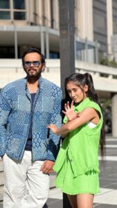 Shivangi Joshi Instagram - @itsrohitshetty #khatronkekhiladi #KKK12 #colors #colorstv @colorstv #rohitshetty Shoot begins..